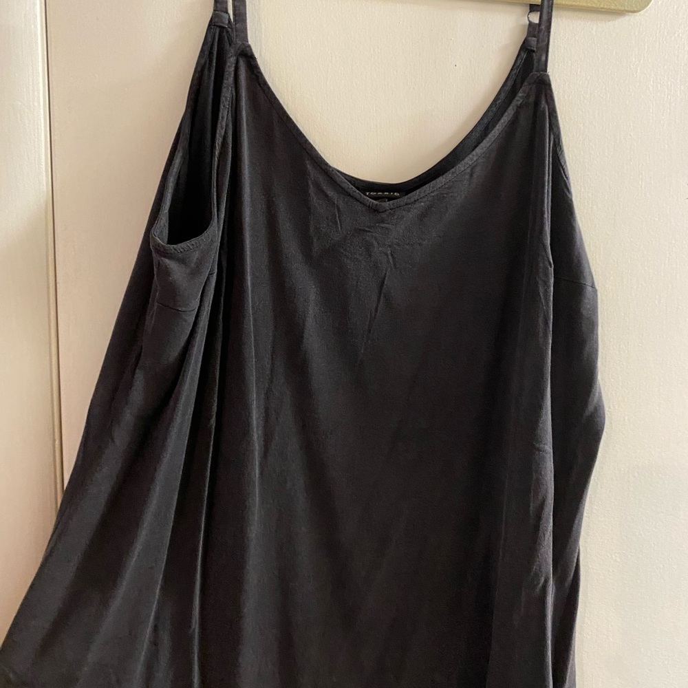 Torrid size 1 black Ava challis cami
